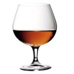 Emmanuel Macron veut-il soigner la France d’un verre de Cognac ? cognac